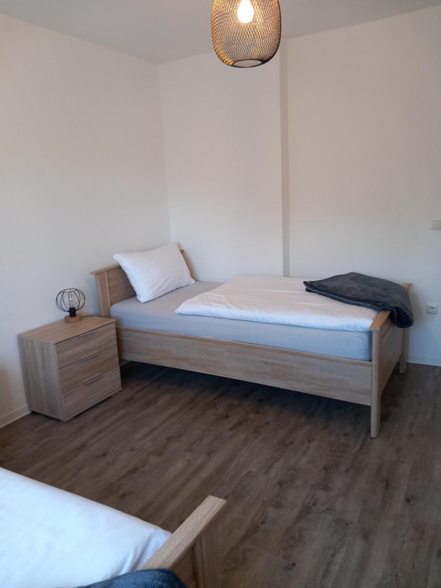 City Apartment Duisburg 1#Netflix &Wlan &Kingsize Bett &Kaffee Maschine & Central & 500M Innenhafen & 2 Min U Bahn Extérieur photo