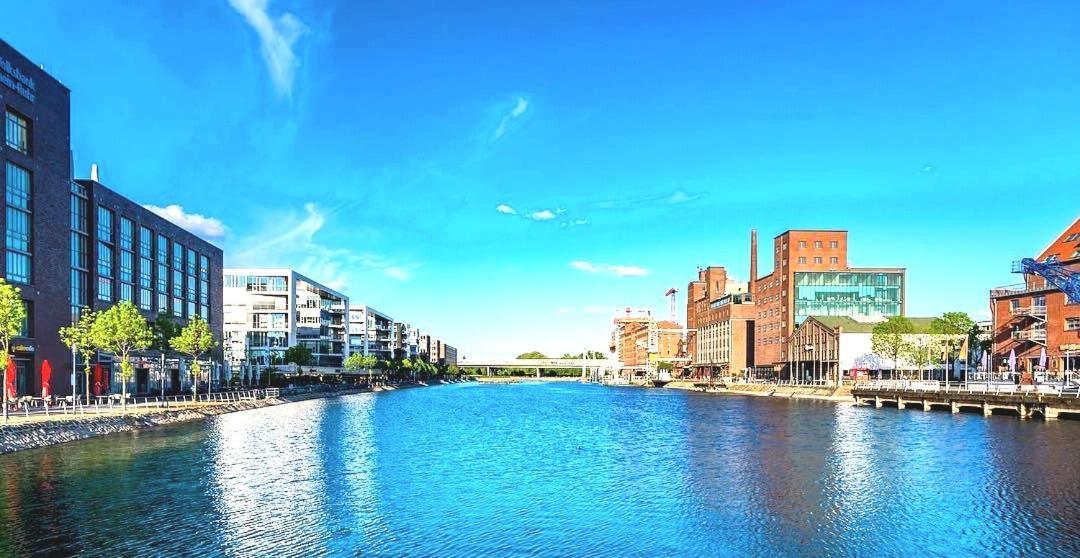 City Apartment Duisburg 1#Netflix &Wlan &Kingsize Bett &Kaffee Maschine & Central & 500M Innenhafen & 2 Min U Bahn Extérieur photo
